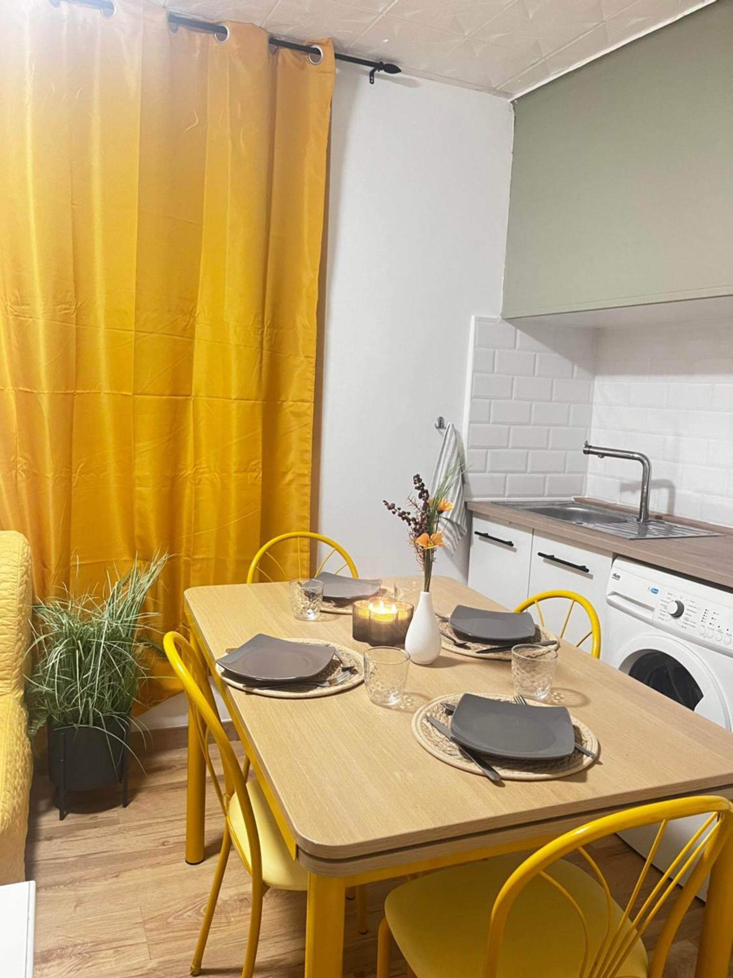בזייה Cosy Appartement Moderne Et Central ! מראה חיצוני תמונה